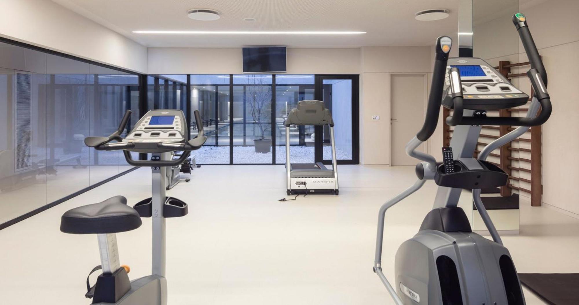 蒙特贝罗伊利亚沃酒店 伊利亚武 外观 照片 A gym